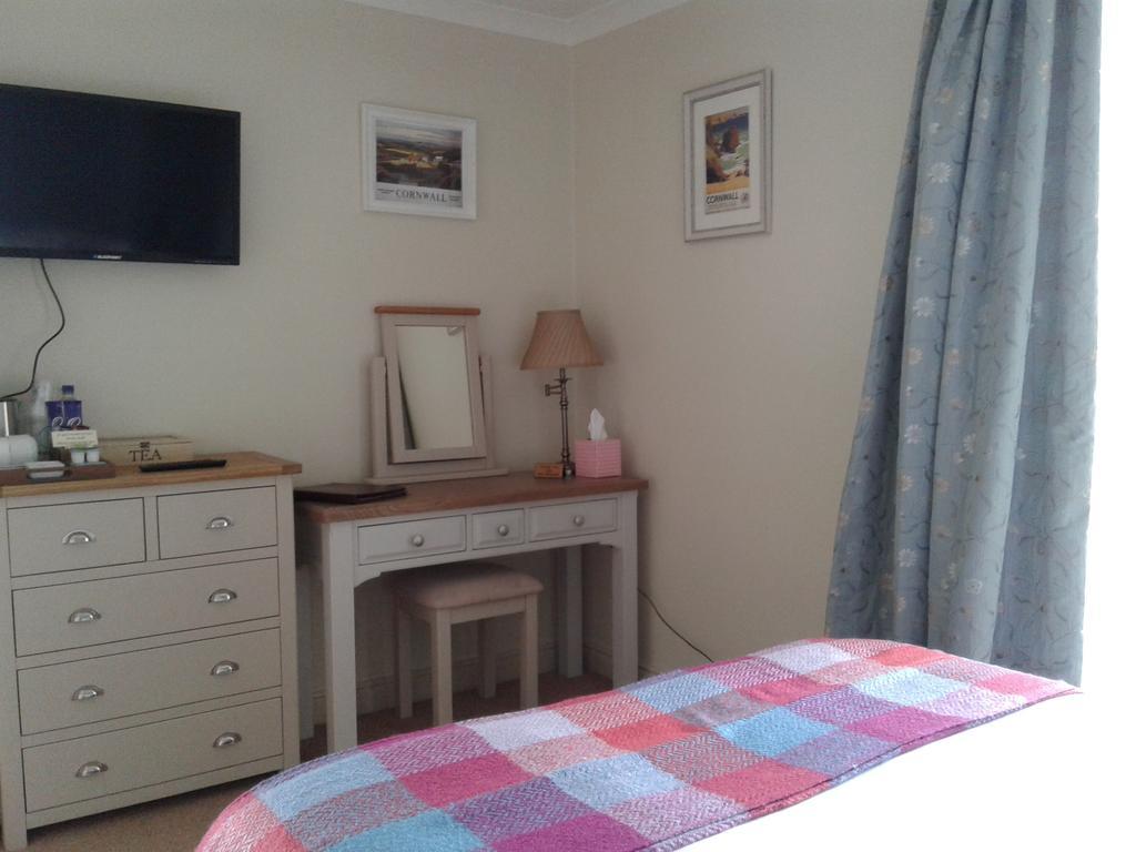 Bed and Breakfast The Edgcumbe Arms Torpoint Exterior foto